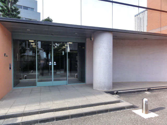 00695-2.jpg