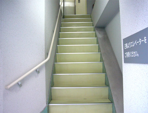 00751-3.jpg